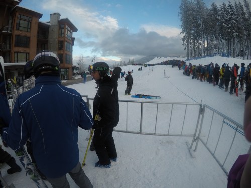 The line behind me by the time I got to the snaking around part of the gondola line