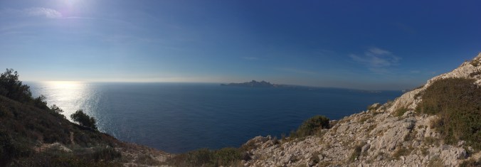View from the top of the route (Col du Lui d'Ai) of Île de Riou