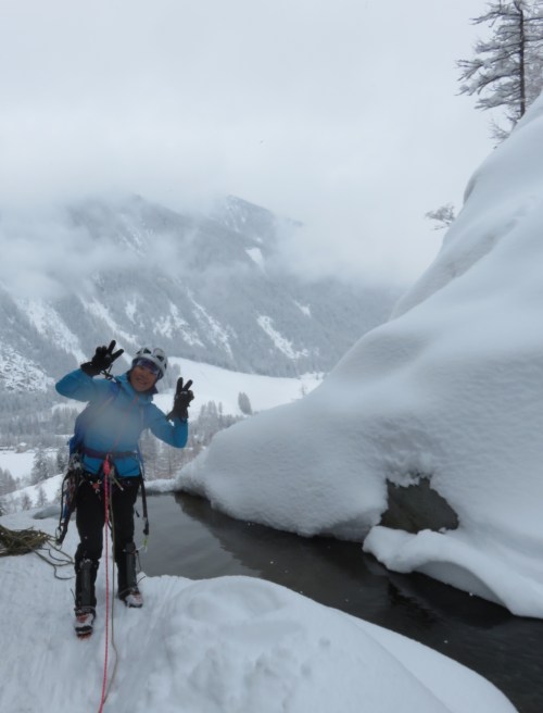 It is too bad the website asianposes.com is now defunct